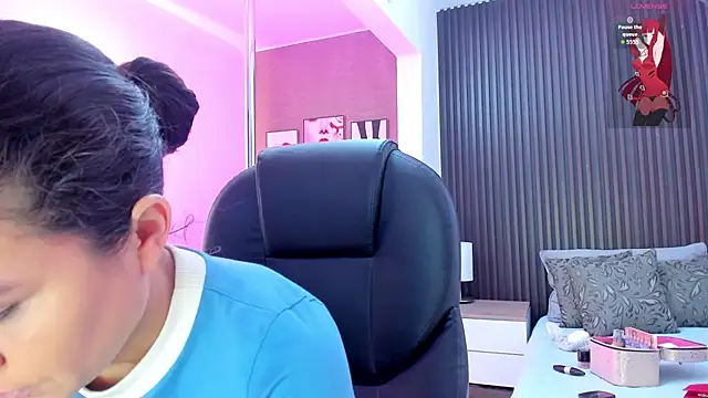 Snapshot of natasha__jackson chatting on November 8, 12:31 pm natasha jackson online show from November 8, 12:31 pm