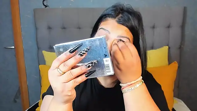 AmyCubes online show from March 2, 4:13 am