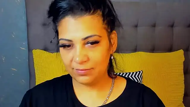 AmyCubes online show from November 14, 4:38 am