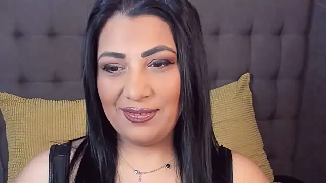 AmyCubes online show from January 11, 6:59 pm