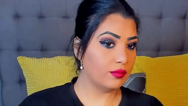 AmyCubes online show from December 18, 6:51 am