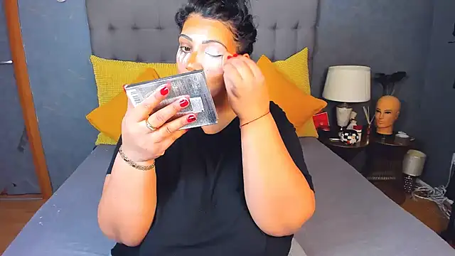 AmyCubes online show from February 21, 5:53 am