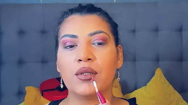 AmyCubes online show from May 28, 5:59 am
