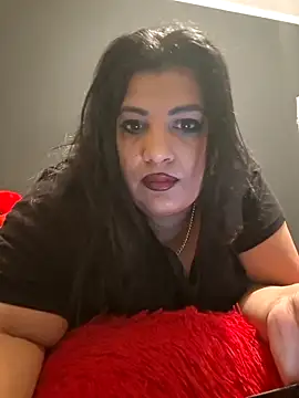 AmyCubes online show from October 31, 7:10 pm