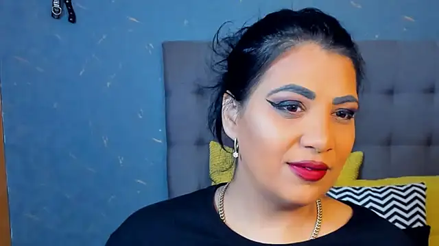 AmyCubes online show from November 23, 4:44 am