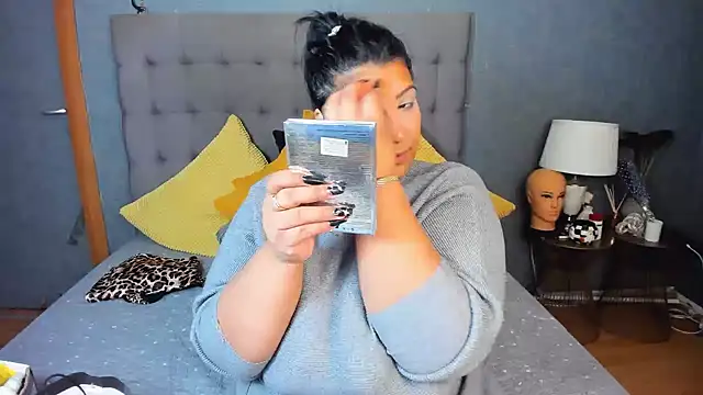 AmyCubes online show from March 5, 7:16 am