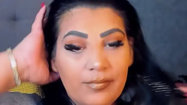 AmyCubes online show from February 5, 4:19 am