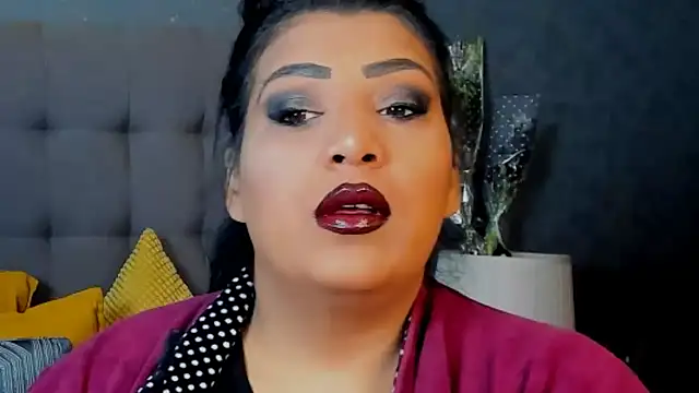 AmyCubes online show from March 11, 4:39 am