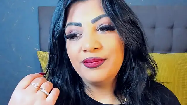 AmyCubes online show from November 18, 4:16 am