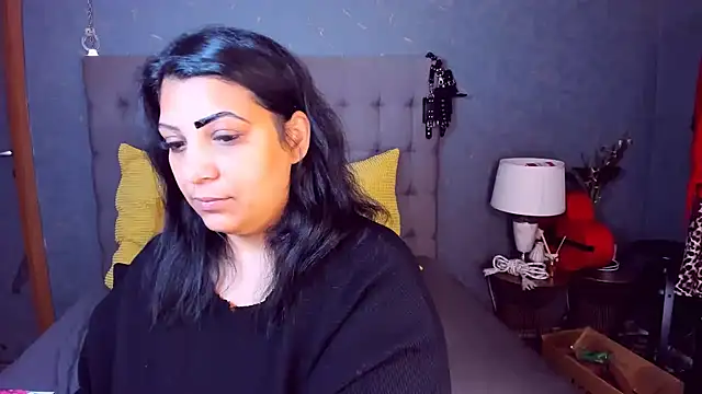 AmyCubes online show from April 8, 2:57 am