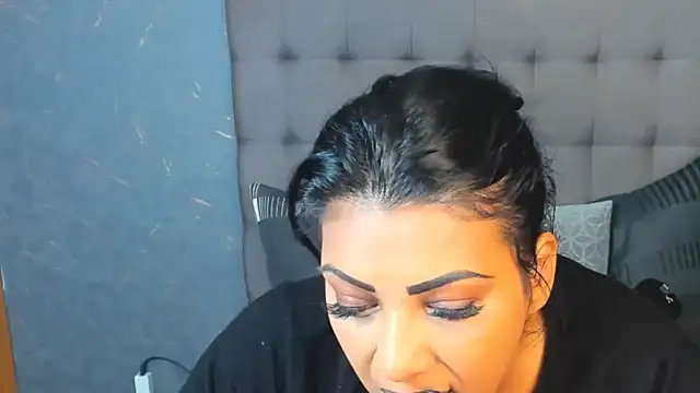 Snapshot of AmyCubes chatting on September 19, 3:43 am AmyCubes online show from September 19, 3:43 am