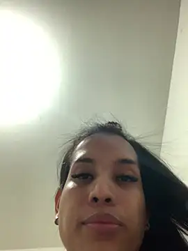 Emiily Miller online show from December 20, 1:58 am