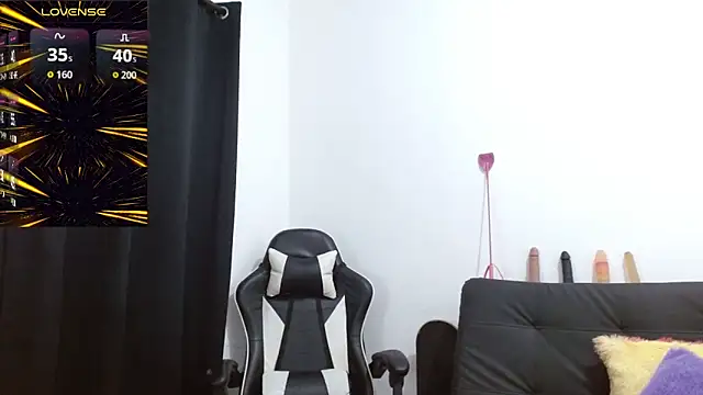 Kiara-Rider online show from December 2, 3:30 am