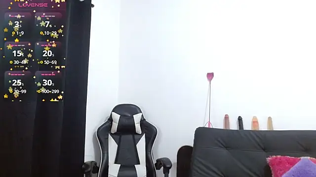 Snapshot of Kiara-Rider chatting on February 8, 10:07 pm Kiara-Rider online show from February 8, 10:07 pm