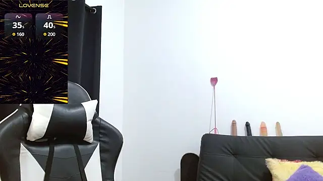 Kiara-Rider online show from December 2, 3:36 pm