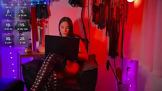 mistresslaviniabr online show from November 14, 11:41 pm