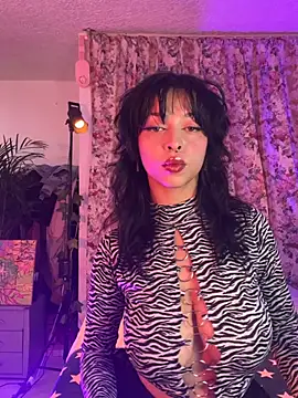 Kitty arts online show from June 14, 5:25 pm