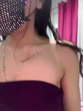 fatisexy online show from December 4, 9:25 pm