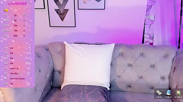 Snapshot of kendaall_jenner_ chatting on January 16, 8:00 am kendaall jenner  online show from January 16, 8:00 am
