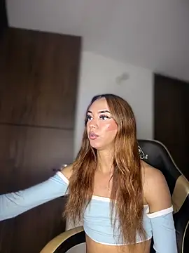 Nikol Rang   online show from April 13, 2:15 am