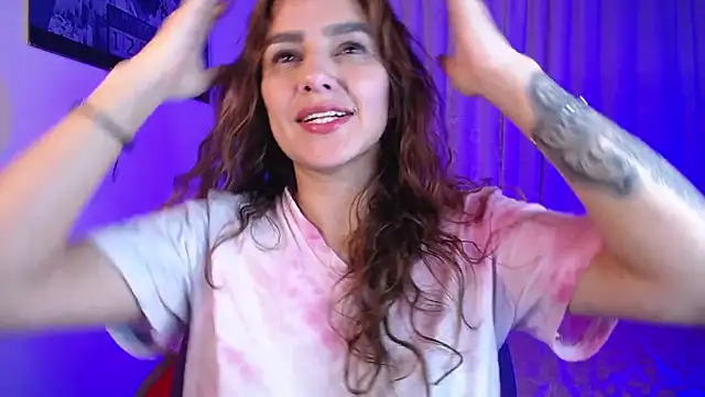 Lu perez online show from March 18, 5:10 am