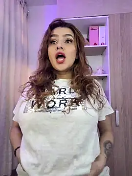 Lu perez online show from May 8, 1:26 pm