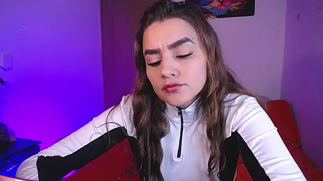 Snapshot of Lu_perez chatting on December 2, 11:06 pm Lu perez online show from December 2, 11:06 pm