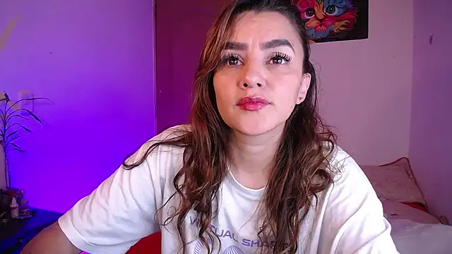 Snapshot of Lu_perez chatting on December 5, 5:22 pm Lu perez online show from December 5, 5:22 pm