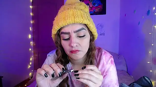 Snapshot of Lu_perez chatting on December 22, 3:39 am Lu perez online show from December 22, 3:39 am