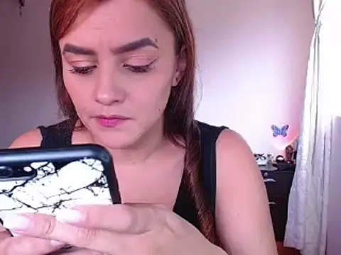 Snapshot of Lu_perez chatting on February 27, 4:21 pm Lu perez online show from February 27, 4:21 pm