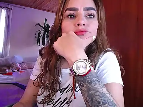 Snapshot of Lu_perez chatting on September 25, 8:37 pm Lu perez online show from September 25, 8:37 pm