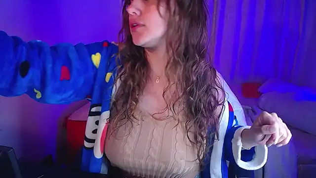 Snapshot of Lu_perez chatting on January 16, 5:33 am Lu perez online show from January 16, 5:33 am