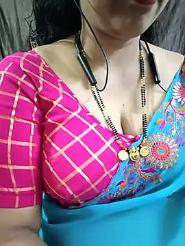 bhuvana555 online show from May 7, 5:22 am