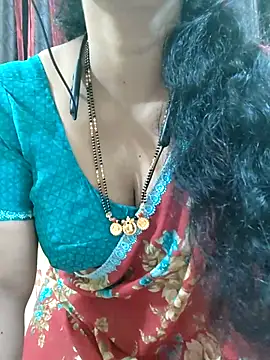 Snapshot of bhuvana555 chatting on October 24, 4:11 am bhuvana555 online show from October 24, 4:11 am