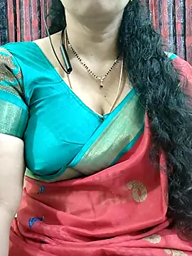 Snapshot of bhuvana555 chatting on November 22, 4:55 am bhuvana555 online show from November 22, 4:55 am