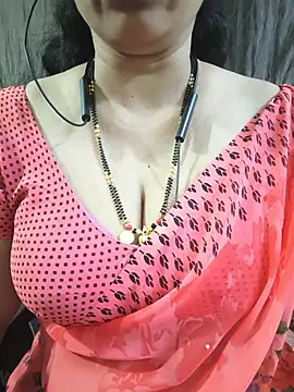 Snapshot of bhuvana555 chatting on July 7, 5:49 pm bhuvana555 online show from July 7, 5:49 pm