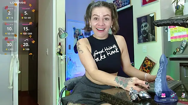 oriana thomson2 online show from October 30, 5:32 pm