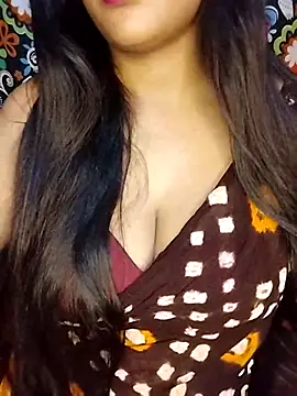 Sreya213 online show from April 25, 6:16 pm