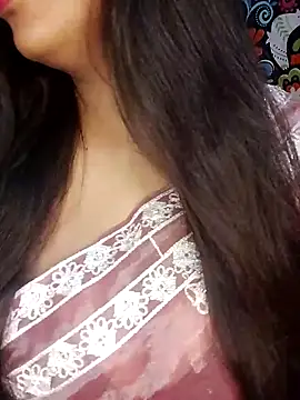 Sreya213 online show from March 24, 7:03 pm