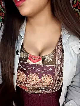 Sreya213 online show from February 13, 4:51 pm