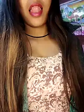 Sreya213 online show from December 26, 6:52 am