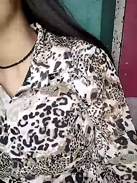 Sreya213 online show from January 25, 4:03 pm