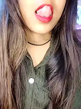 Sreya213 online show from December 27, 5:59 pm