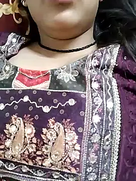 Sreya213 online show from January 22, 8:06 pm