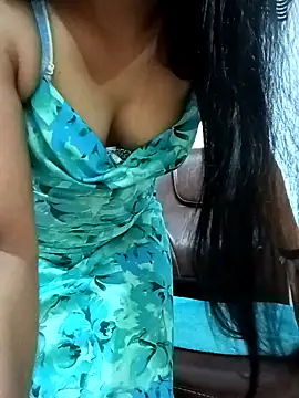 Snapshot of Rina777o chatting on September 13, 9:53 am Rina777o online show from September 13, 9:53 am