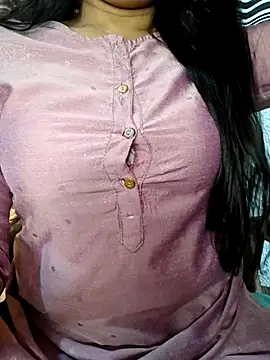 Snapshot of Rina777o chatting on June 21, 5:35 am Rina777o online show from June 21, 5:35 am