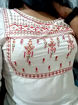 Snapshot of Rina777o chatting on October 5, 6:09 pm Rina777o online show from October 5, 6:09 pm