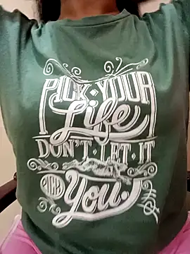 Snapshot of Rina777o chatting on March 12, 5:49 pm Rina777o online show from March 12, 5:49 pm