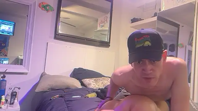 hot shot 13 online show from November 30, 7:47 pm