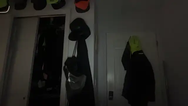 hot shot 13 online show from March 18, 12:25 am